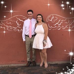 Meet your Posher, Halie